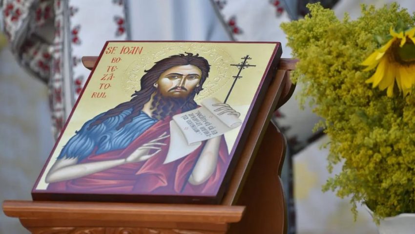 Creştinii ortodocşi și greco-catolici îl sărbătoresc pe Sfântul Ioan Botezătorul Creştinii ortodocşi și greco-catolici îl sărbătoresc pe Sfântul Ioan Botezătorul