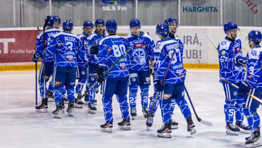Înfruntarea titanilor la hochei: Csíkszereda – Corona Înfruntarea titanilor la hochei: Csíkszereda – Corona