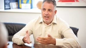 Azi reîncep lucrările la patinoarul acoperit din Tg.Mureș