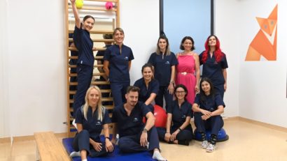Copiii din medii defavorizate care au nevoie de tratamente de lungă durată pot beneficia de burse de kinetoterapii