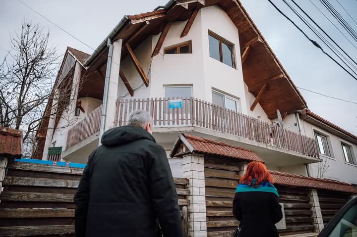 Centrele rezidențiale care se ocupă de îngrijirea copiilor cu dizabilități din Târgu Mureș vor fi închise din cauza modificărilor legislative