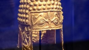 Coiful dacic de la Coţofeneşti a fost recuperat şi prezentat public de poliţia din Olanda