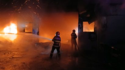 Incendiu la un atelier auto, în Odorheiu Secuiesc