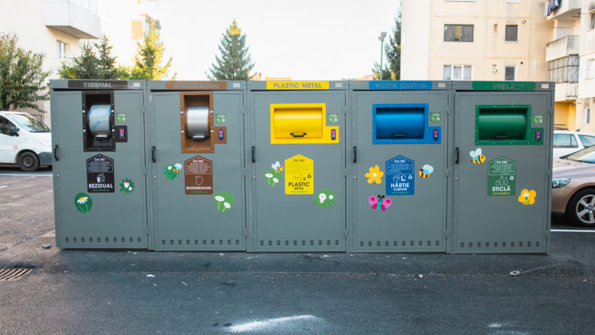 25 de ‘insule’ digitale utilizate pentru colectarea selectivă a deşeurilor, la Tg. Secuiesc