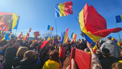Sunt tensiuni în Piaţa Victoriei din Capitală