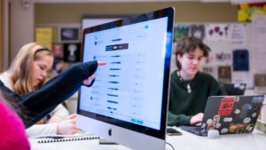 Ministerul Educaţiei: 6 unităţi de învăţământ vor desfăşura mâine cursuri online