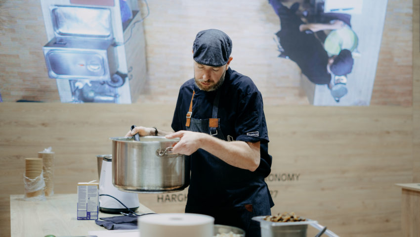 Harghita a început pregătirile la Târgul de Turism pentru a fi regiune gastronomică a Europei în 2027 Harghita a început pregătirile la Târgul de Turism pentru a fi regiune gastronomică a Europei în 2027