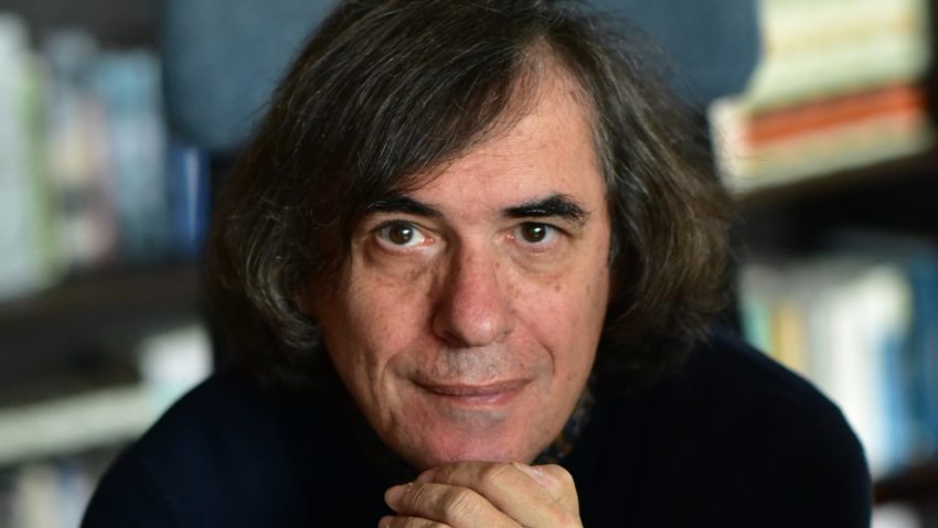 Mircea Cărtărescu a fost inclus pe lista lungă a nominalizaților pentru International Booker Prize Mircea Cărtărescu a fost inclus pe lista lungă a nominalizaților pentru International Booker Prize