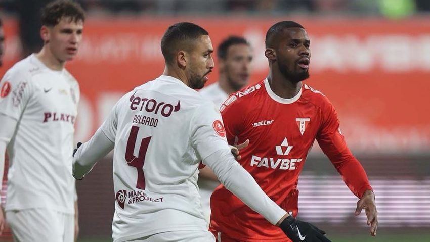 CFR Cluj, noul lider al SuperLigii de fotbal CFR Cluj, noul lider al SuperLigii de fotbal