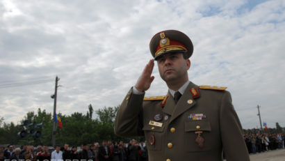 MApN propune Administraţiei Prezidenţiale trecerea în rezervă a generalului-locotenent Cătălin Zisu, cercetat într-un caz de corupţie