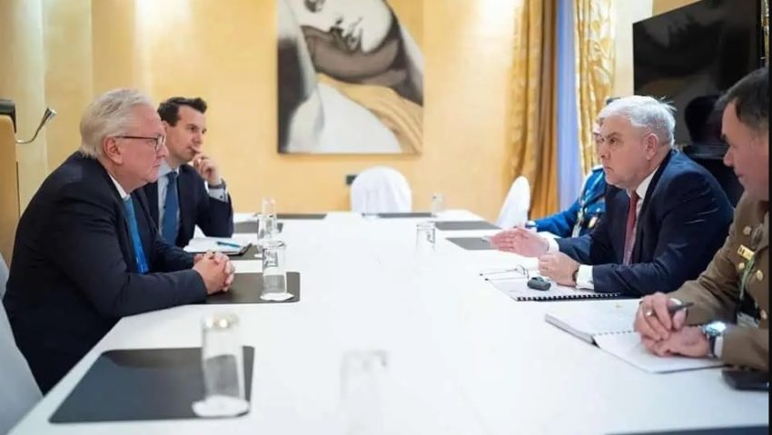 Ministrul Apărării a discutat cu Rheinmetall AG despre proiectul de construire a unei fabrici de pulberi în România Ministrul Apărării a discutat cu Rheinmetall AG despre proiectul de construire a unei fabrici de pulberi în România