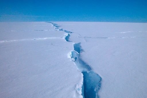 Zona de gheaţă marină a scăzut la un nivel record Zona de gheaţă marină a scăzut la un nivel record