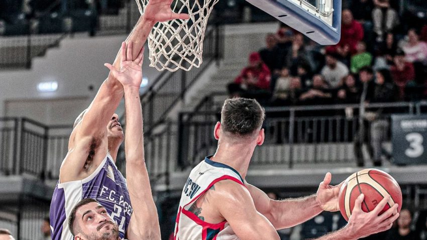 CSM Oradea, a doua finalistă a Cupei României la baschet CSM Oradea, a doua finalistă a Cupei României la baschet