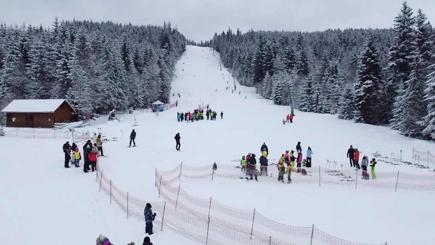 Deschiderea sezonului de schi în Harghita, incertă din cauza temperaturile neobişnuit de ridicate