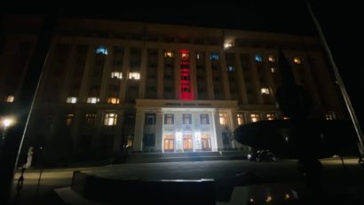 Peste 100 de clădiri din România vor fi iluminate în roșu pe 11 februarie, cu ocazia Zilei Europene a Numărului de Urgență 112