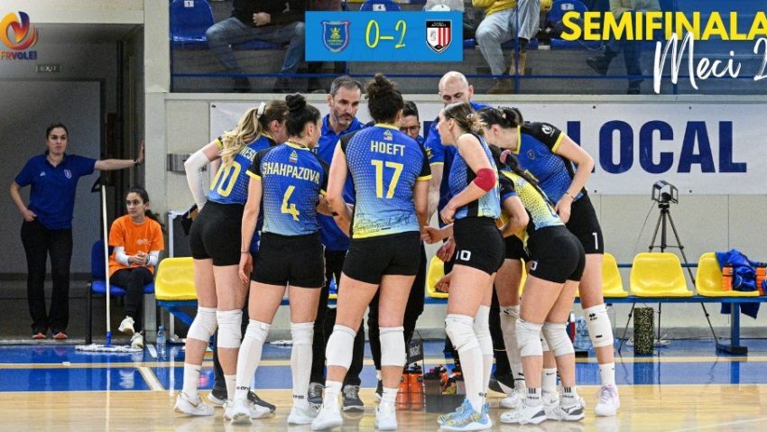 Corona a pierdut semifinala Diviziei A1 de volei feminin Corona a pierdut semifinala Diviziei A1 de volei feminin