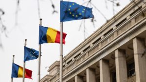 Luni, şedinţă de Guvern pentru acordarea de ajutoare destinate evaluării şi refacerii infrastructurii afectate de inundaţii