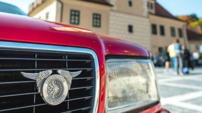 Retroparada primăverii ajunge la Braşov