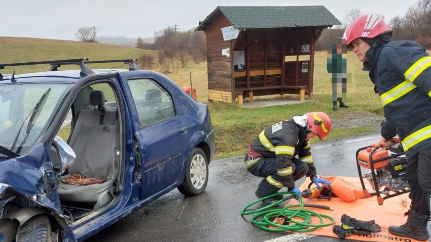 Accident grav cu 6 victime, luni dimineața între Dămieni şi Mătrici, jud. Mureș Accident grav cu 6 victime, luni dimineața între Dămieni şi Mătrici, jud. Mureș
