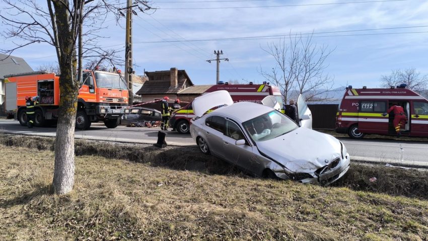 Accident cu 6 victime, în apropiere de Reghin