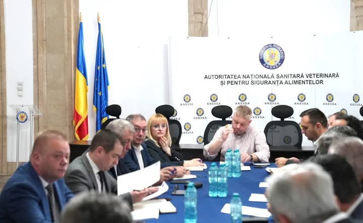Întrunire de urgenţă a ANSVSA cu crescătorii de vaci de lapte Întrunire de urgenţă a ANSVSA cu crescătorii de vaci de lapte