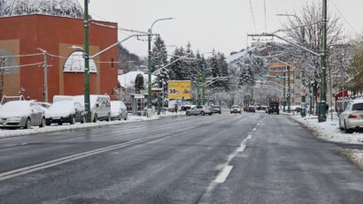 IGSU: Peste 30 de localităţi din 15 judeţe şi Capitala, afectate în ultimele 24 de ore de ninsori şi viscol