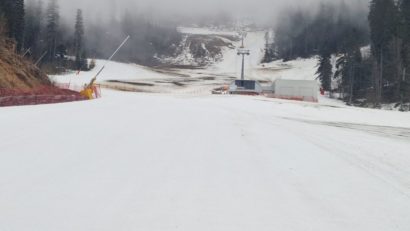 Din cauza ploii și a temperaturilor ridicate, de astăzi, se închid o parte din pârtiile din Postăvarul