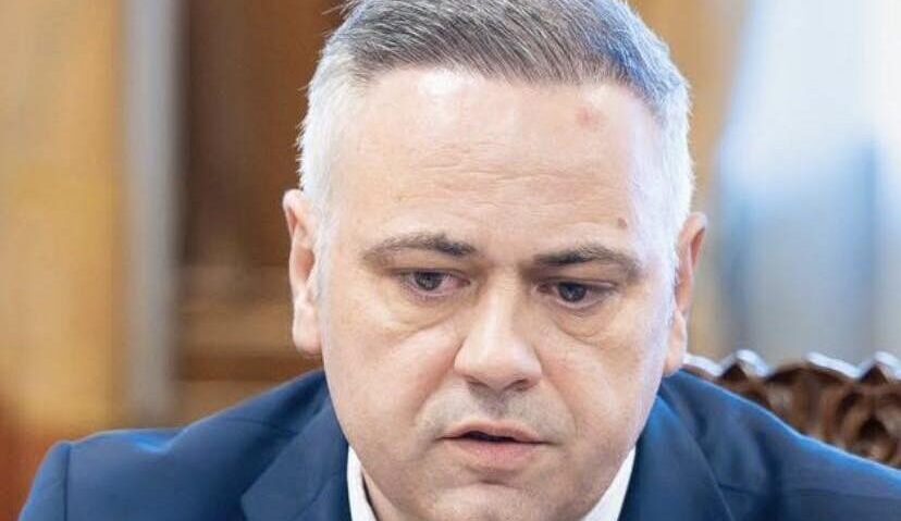 Ministrul agriculturii, Florin Barbu, îi îndeamnă pe cetăţeni să cumpere alimente produse și prelucrate în țară