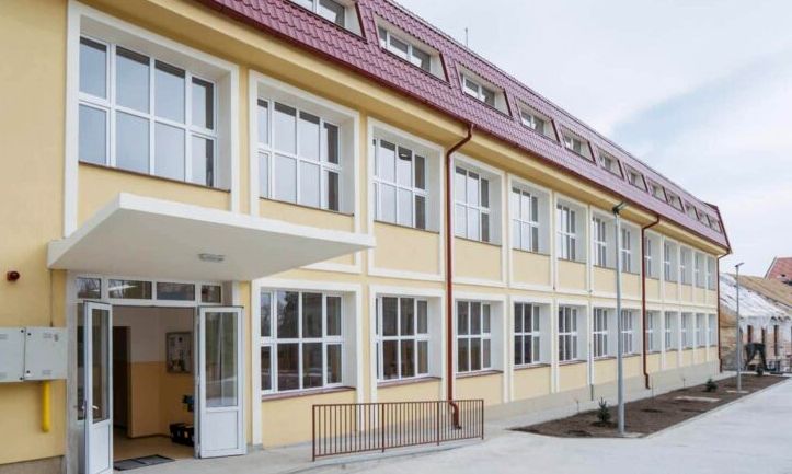 Școala Gimnazială Nr. 3 din Tânăveni va fi modernizată cu fonduri europene Școala Gimnazială Nr. 3 din Tânăveni va fi modernizată cu fonduri europene
