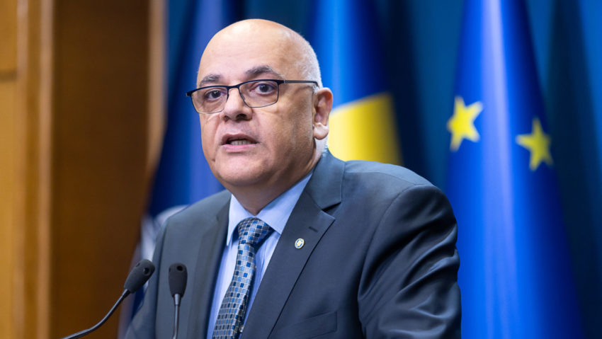 Raed Arafat spune că persoanele evacuate de la Praid ar putea reveni acasă în săptămâni sau chiar luni Raed Arafat spune că persoanele evacuate de la Praid ar putea reveni acasă în săptămâni sau chiar luni
