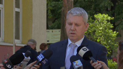 Premierul interimar Cătălin Predoiu se va deplasa astăzi în zonele afectate de inundaţiile de zilele trecute.