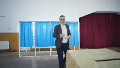Candidatul independent în alegerile prezidențiale, Victor Ponta, a votat la Corbii de Piatră, în județul Argeș