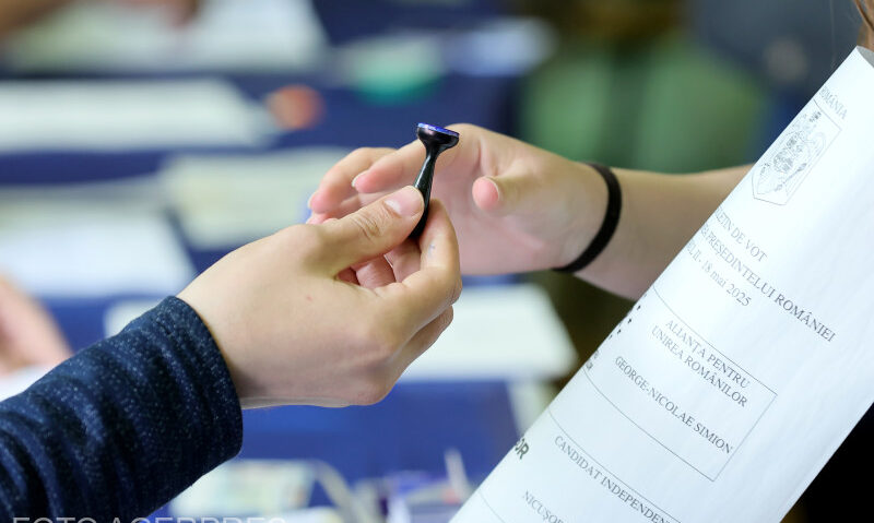 Primele rezultate exit-poll ale celui de-al doilea tur al alegerilor prezidențiale din România Primele rezultate exit-poll ale celui de-al doilea tur al alegerilor prezidențiale din România