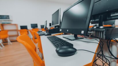 Peste 25 de milioane lei pentru digitalizarea școlilor din Târgu Mureș