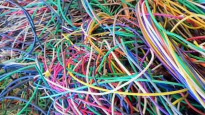 Amendă de 40.000 de lei pentru o firmă din Reghin care a aruncat deșeuri pe spațiul public