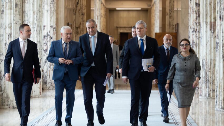 Guvernul a majorat fondurile alocate construcţiei de grădiniţe Guvernul a majorat fondurile alocate construcţiei de grădiniţe