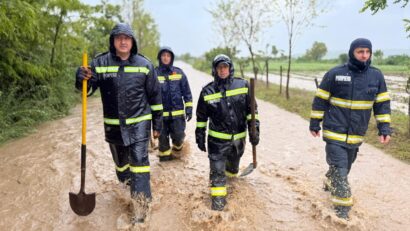 Covasna: Misiunile de intervenţie ale pompierilor în zonele inundate s-au încheiat