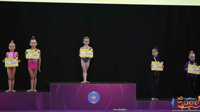Mureșeanca Antonia Miruna Gabor Todor a debutat cu aur în gimnastica ritmică Mureșeanca Antonia Miruna Gabor Todor a debutat cu aur în gimnastica ritmică