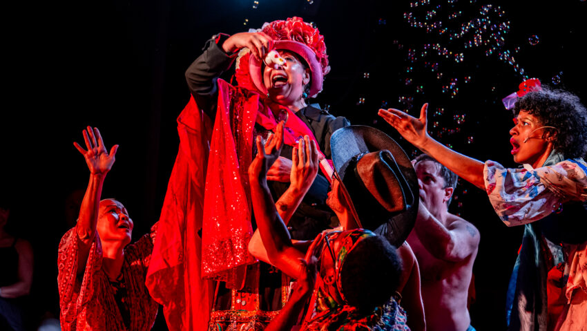 Cele mai așteptate momente ale zilei, la Festivalul Internaţional de Teatru de la Sibiu Cele mai așteptate momente ale zilei, la Festivalul Internaţional de Teatru de la Sibiu