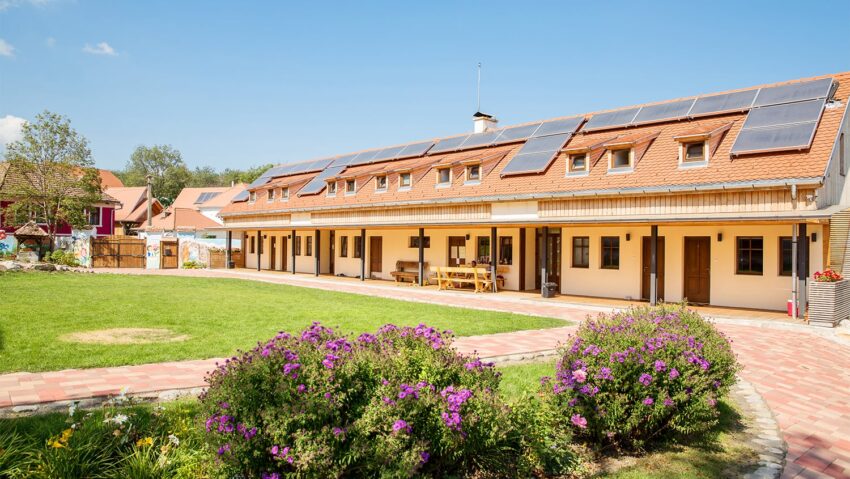 Covasna: Tabără gratuită pentru copii organizată în cadrul proiectului ‘Transilvania Interetnică’ Covasna: Tabără gratuită pentru copii organizată în cadrul proiectului ‘Transilvania Interetnică’