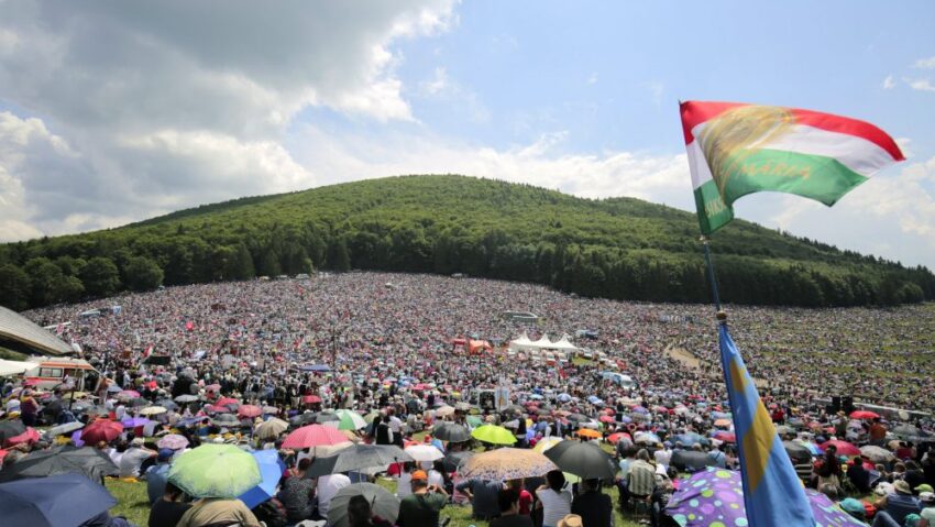 La Şumuleu Ciuc are loc Liturghia de Rusalii