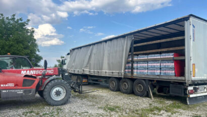 Peste 300 de tone de apă potabilă au fost distribuite populației din Mureș afectată de salinitatea Târnavei Mici