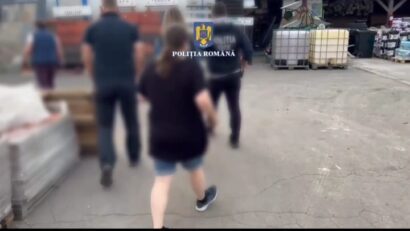 Polițiștii brașoveni pun în aplicare în această dimineață cinci mandate de percheziție domiciliară în județele Brașov și Covasna