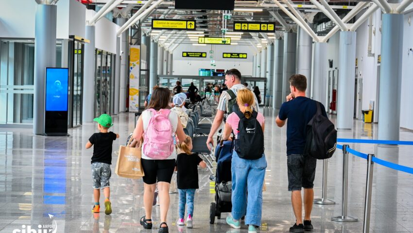 Eurodeputaţii doresc să elimine taxarea suplimentară a bagajelor de mână Eurodeputaţii doresc să elimine taxarea suplimentară a bagajelor de mână