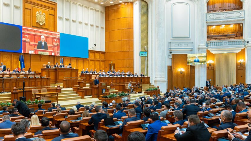 România are un nou guvern cu puteri depline România are un nou guvern cu puteri depline