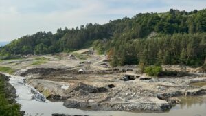 Starea de alertă prelungită pentru a cincea oară la Praid în timp ce antreprenorii locali încă n-au primit nici un leu de la stat.