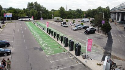 E.ON Drive Infrastructure lansează azi, la Pitești, cel mai mare hub de încărcare a mașinilor electrice din România