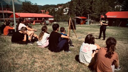 Siguranța nu are vacanță: Tabără de vară cu polițiști în Harghita-Băi
