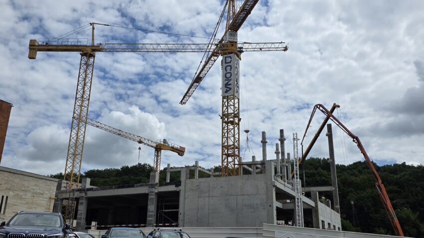 Construcția Institutului Inimii din Tg. Mureș, în grafic