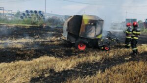 Incendiu la un utilaj agricol pe raza localității Ungheni din județul Mureș